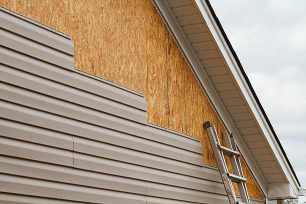Professional Siding Installation technician working in Adrian, PA